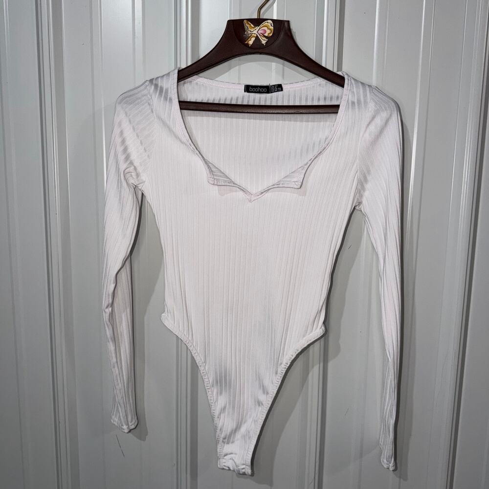 Boohoo White Ribbed Bodysuit Long Sleeve Basic Y2K Minimalist Staple Size 8